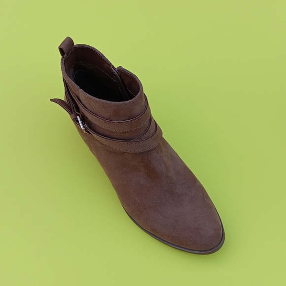 SUN STONE  Women's Tan Ankle Boot - 7.5 - Picture 5 of 9